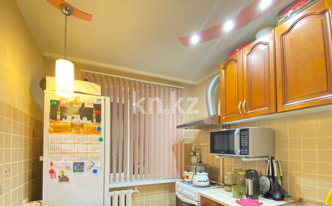 Продажа 3-комнатной квартиры, 62 м², пр. Строителей в Караганде - фото 7