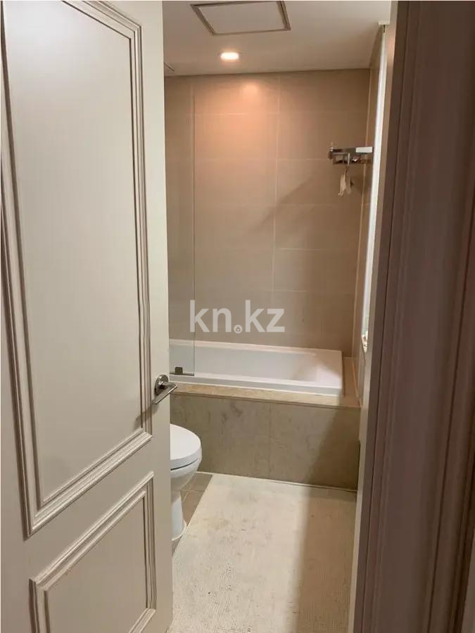 Продажа 4-комнатной квартиры, 127 м², пр. Кабанбай батыра, дом  43а в Астане - фото 5