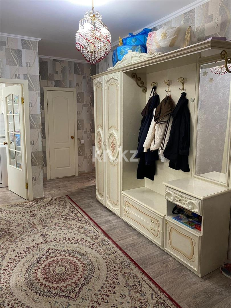 Продажа 3-комнатной квартиры, 80 м², ул. Сарыарка в Караганде - фото 10