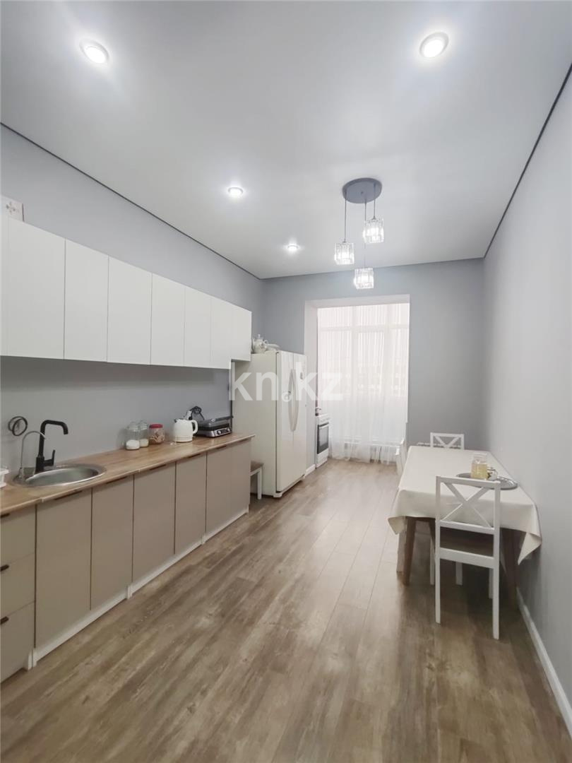 Продажа 3-комнатной квартиры, 93 м², 067 учетный квартал в Караганде