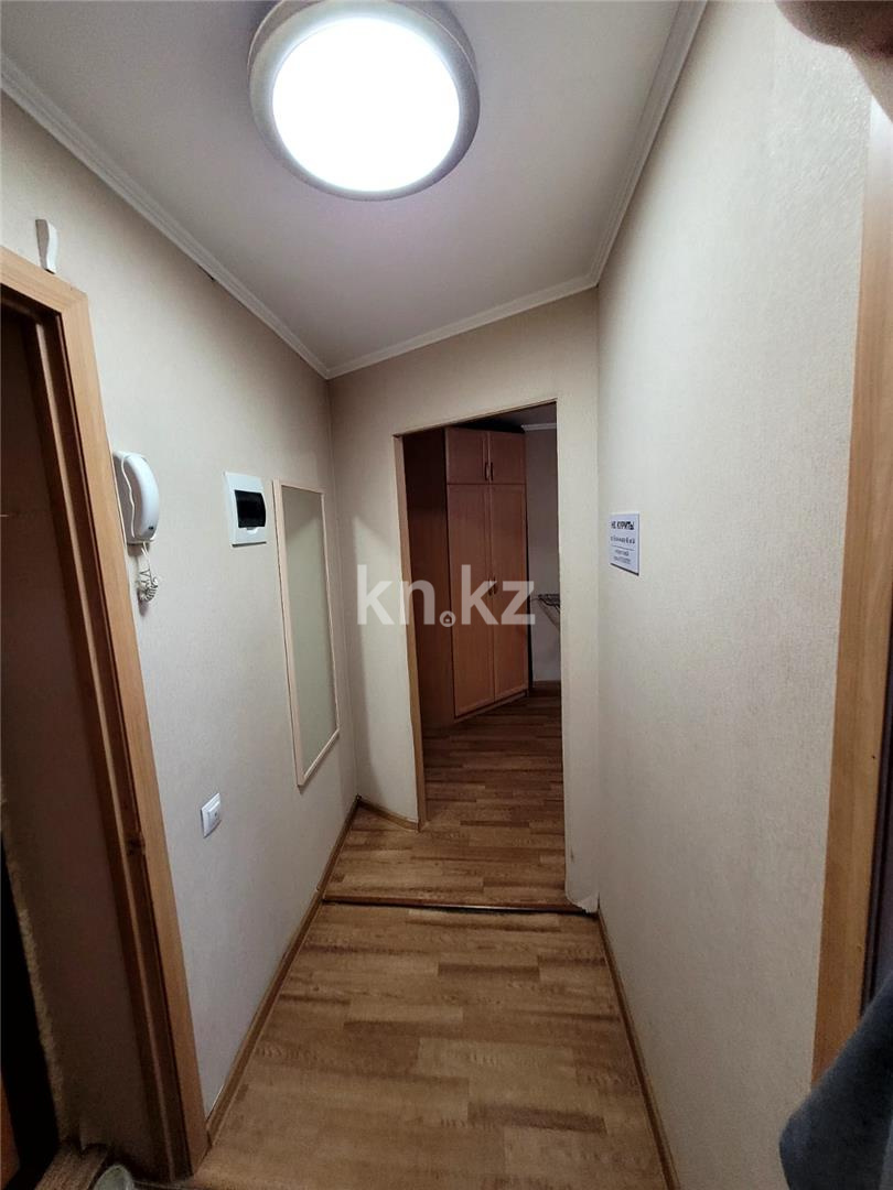Продажа 1-комнатной квартиры, 28 м², пр. Бухар-жырау в Караганде - фото 7