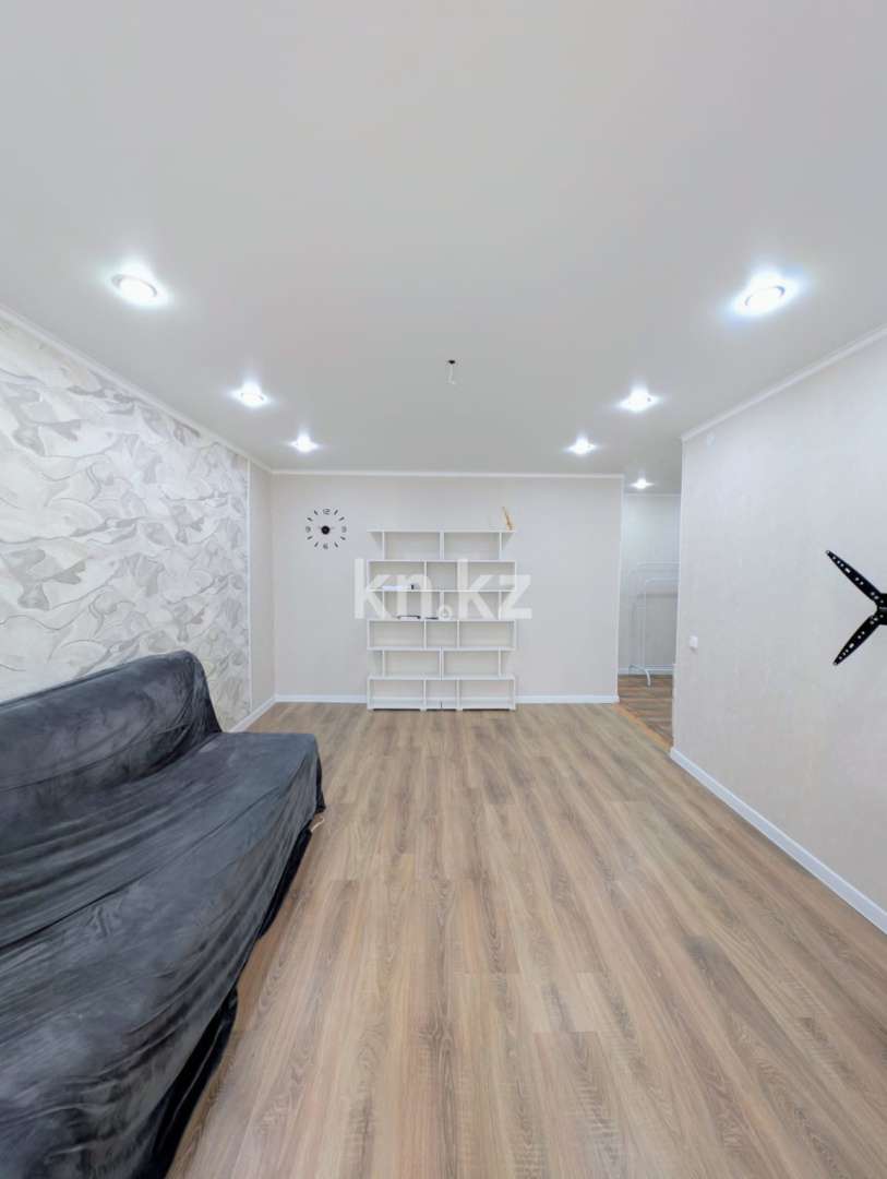 Продажа 2-комнатной квартиры, 51.6 м² в Уральске - фото 3