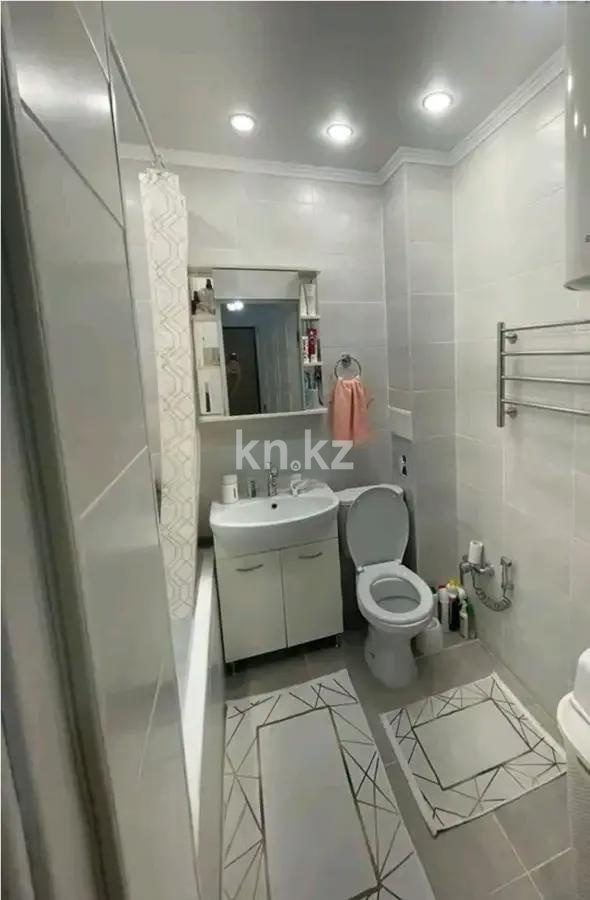 Продажа 2-комнатной квартиры, 52 м², пр. Кошкарбаева, дом  56 в Астане - фото 3