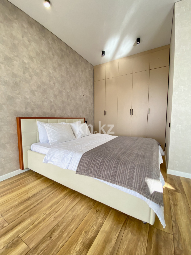 Аренда 1-комнатной квартиры посуточно, 38 м², ул. Казыбек би, дом  5а в Астане - фото 2
