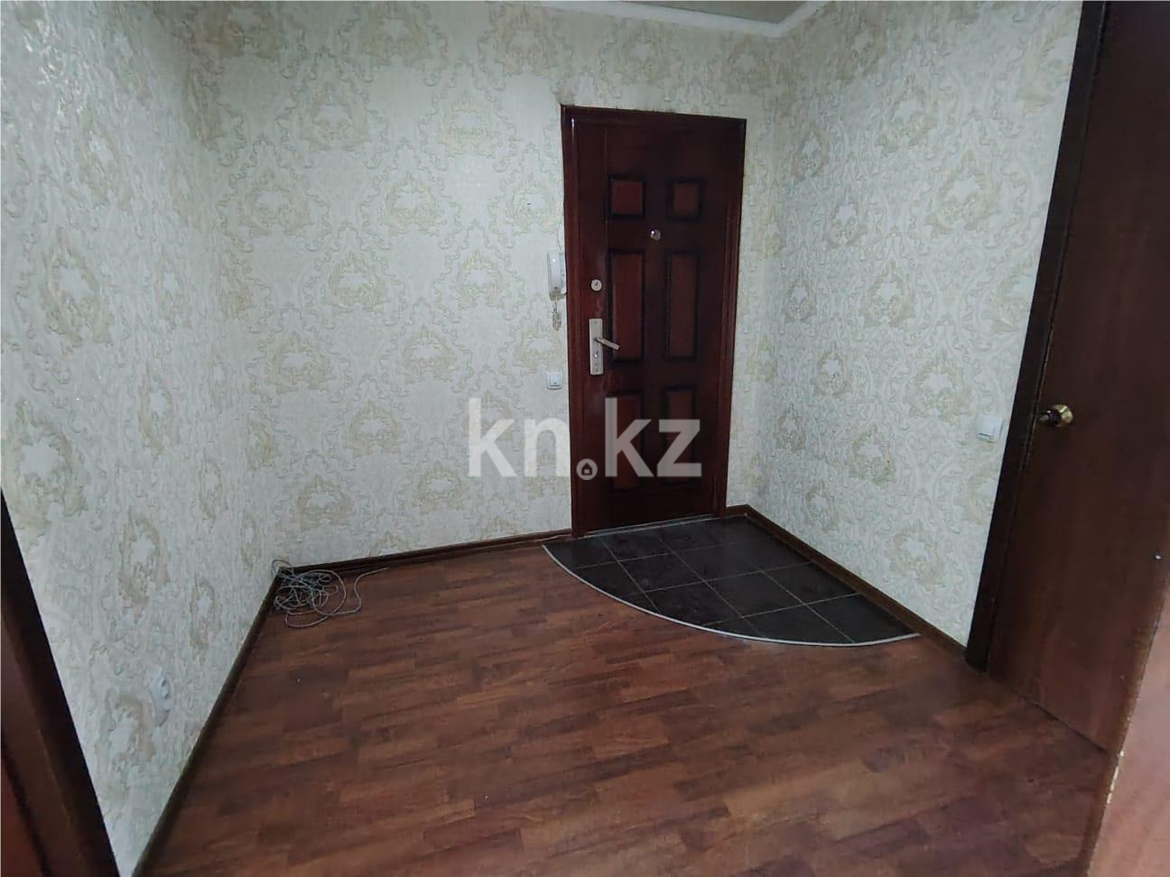 Продажа 3-комнатной квартиры, 61 м², ул. 6-й мик-н, дом  15 в Темиртау - фото 11