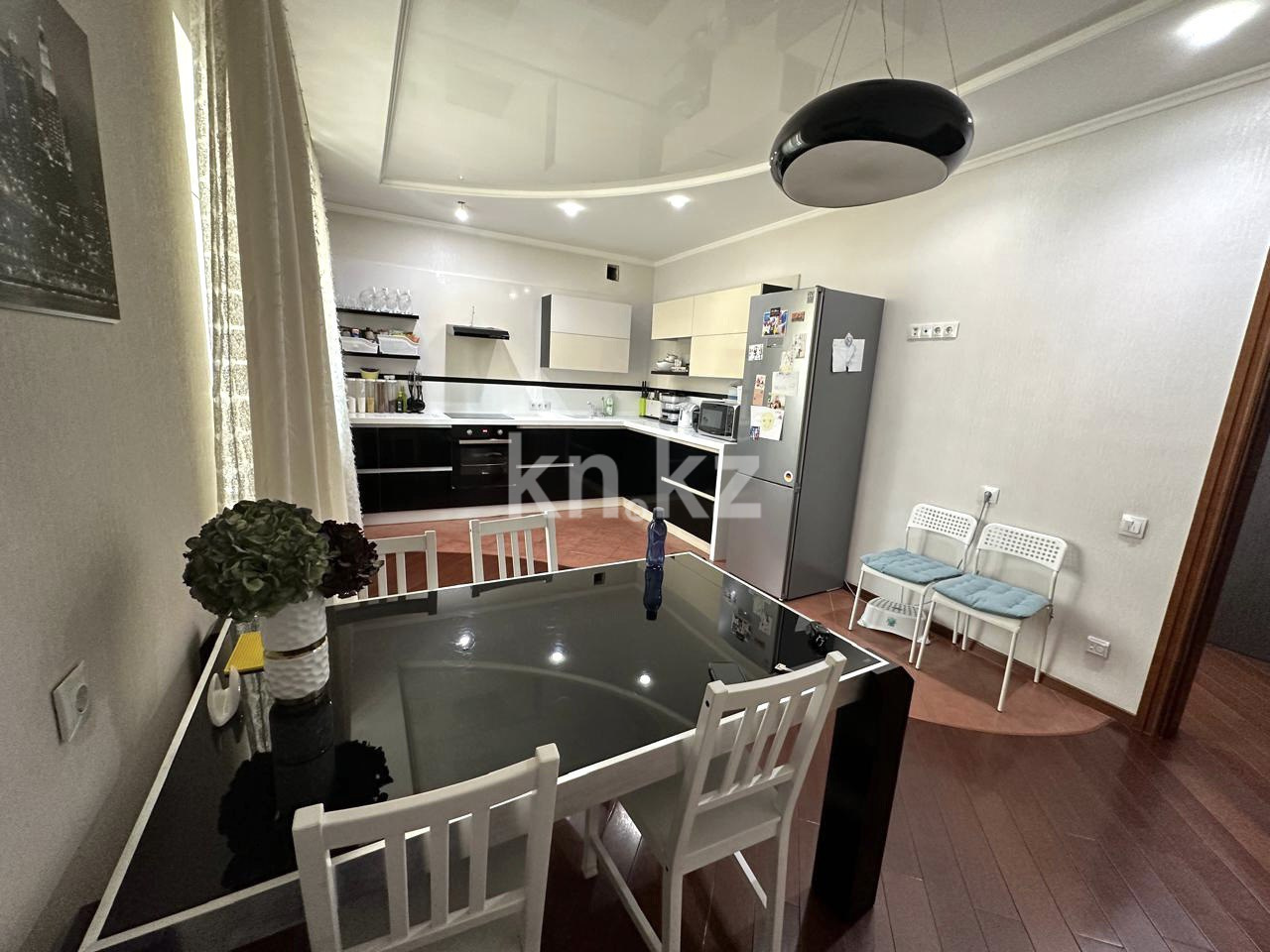 Аренда 3-комнатной квартиры, 136 м² в Астане - фото 3