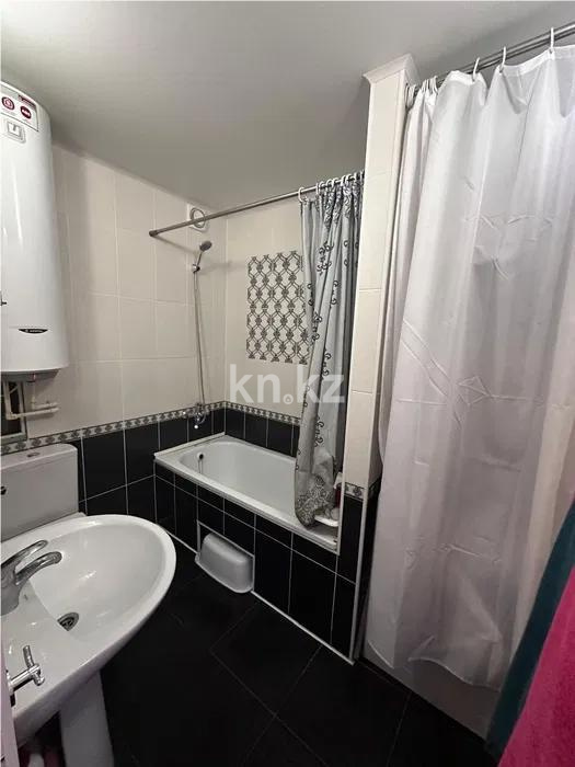 Продажа 3-комнатной квартиры, 59 м², пр. Абая, дом  79 в Шахтинске - фото 5