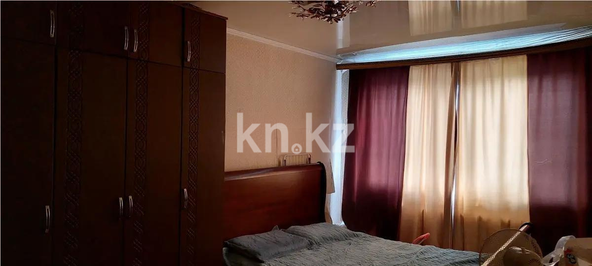 Продажа 3-комнатной квартиры, 63 м², 2 мкр-н, дом  6 в Абае - фото 2