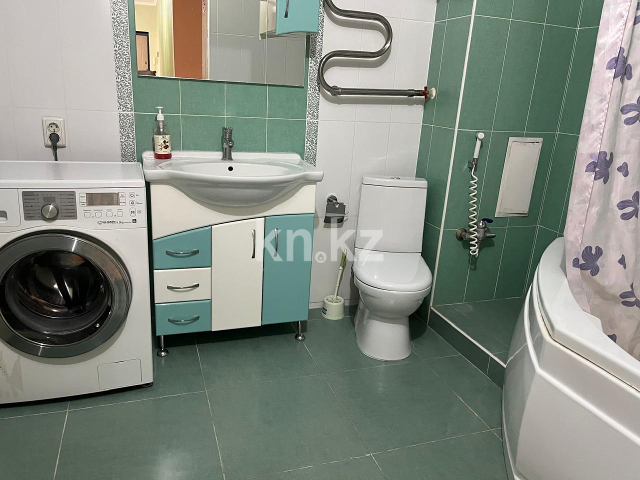 Продажа 4-комнатной квартиры, 105 м², ул. Сауран, дом  3/1 - район Абу Даби плазы в Астане - фото 14