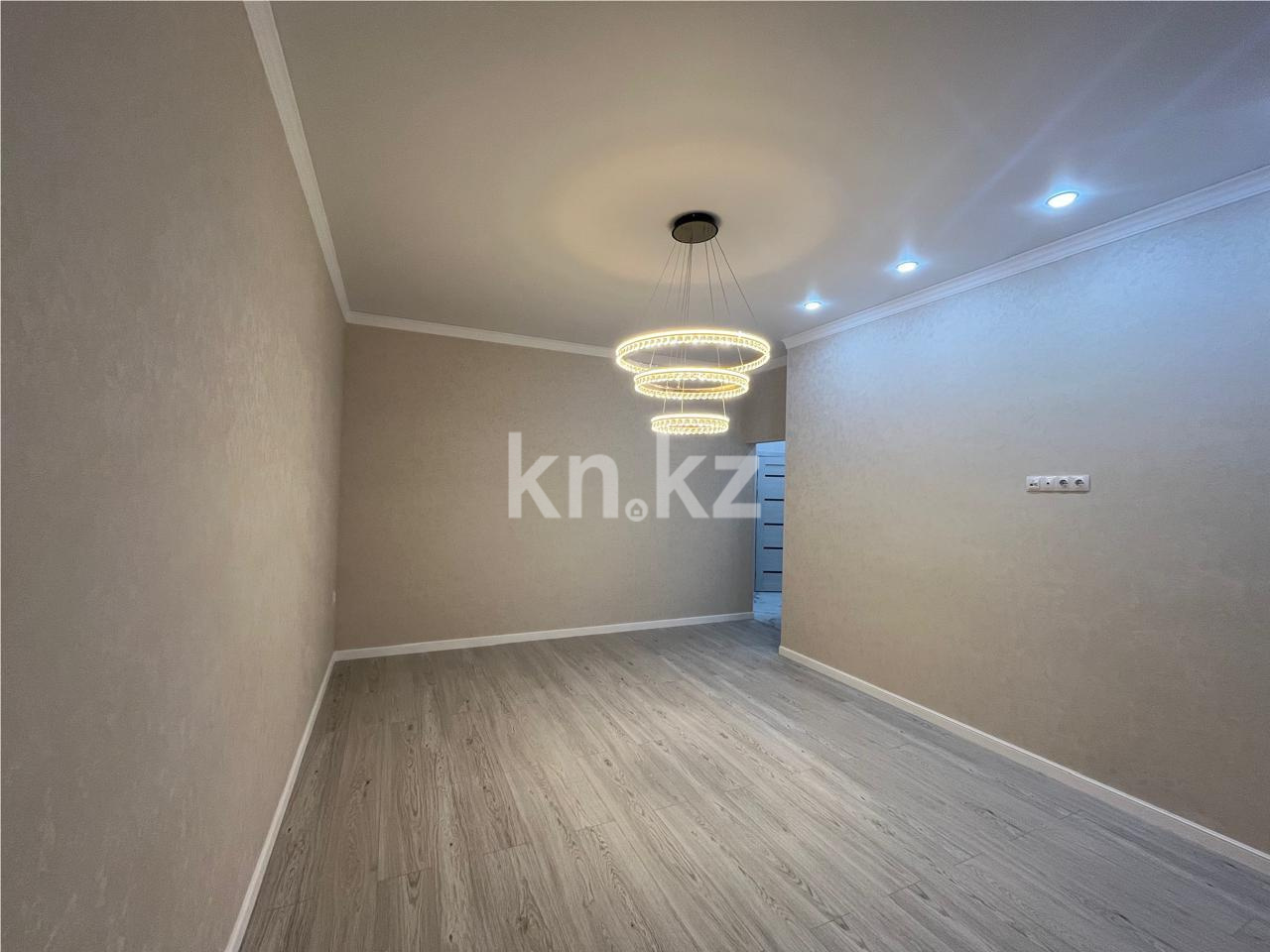 Продажа 2-комнатной квартиры, 58 м², пр. Шахтеров, дом  20/4 в Караганде - фото 4