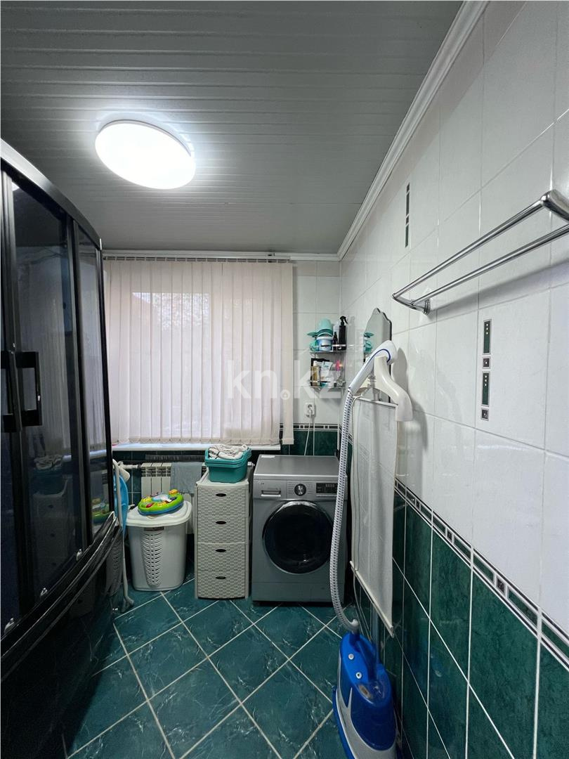 Продажа 3-комнатной квартиры, 85 м², ул. Дюсембекова, дом  35 в Караганде - фото 10