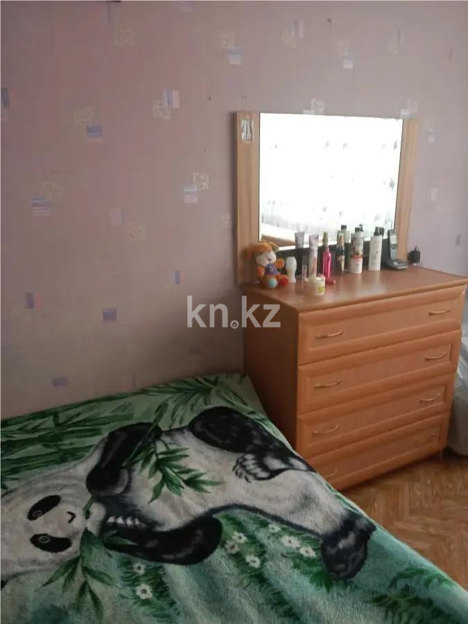 Продажа 2-комнатной квартиры, 47 м², 11а мкр., дом  18 в Караганде - фото 2