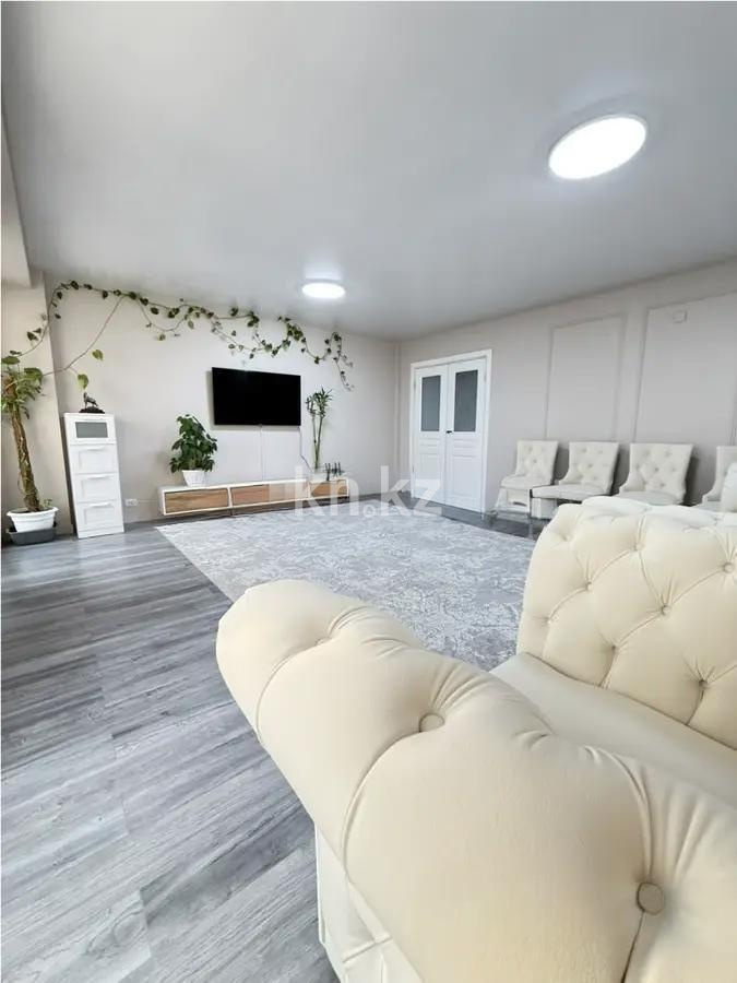Продажа 5-комнатной квартиры, 107 м² в Алматы