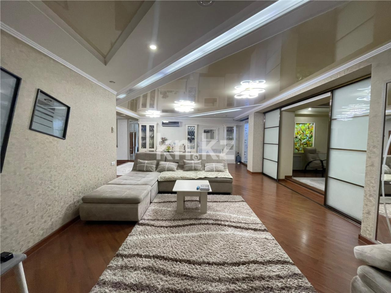 Продажа 4-комнатной квартиры, 178 м² в Караганде - фото 2