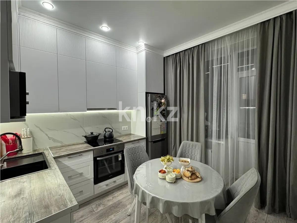 Продажа 2-комнатной квартиры, 55 м², ул. Казыбек би, дом  37 в Астане - фото 3