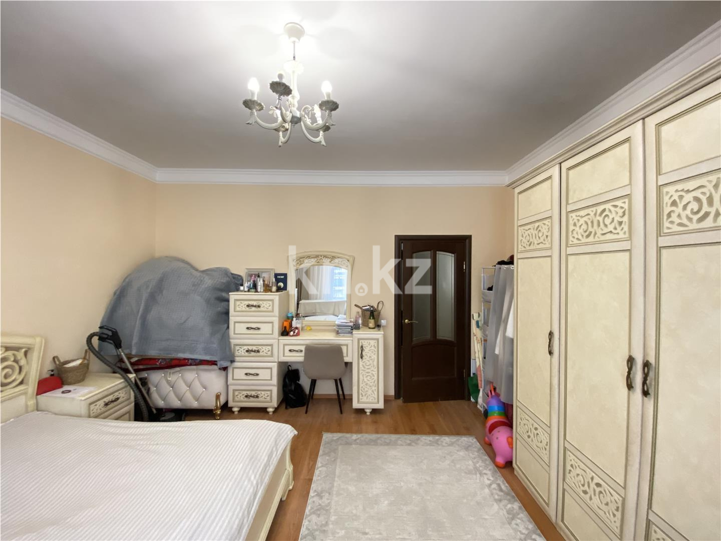 Продажа 4-комнатной квартиры, 122.6 м² в Астане - фото 4