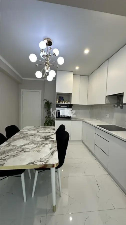 Продажа 3-комнатной квартиры, 70 м², ул. Толе би, дом  285/8 в Алматы - фото 2