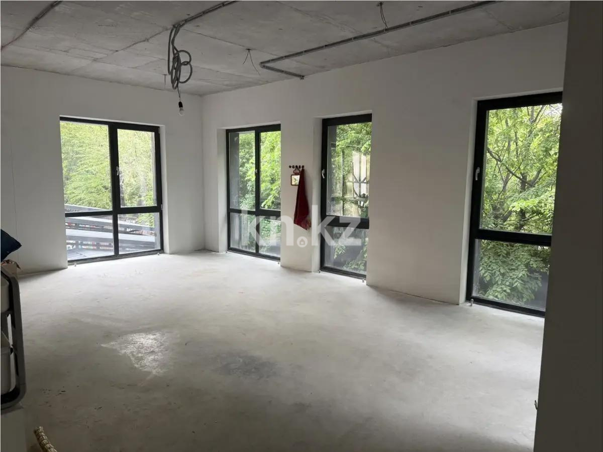 Продажа 4-комнатной квартиры, 142 м² в Алматы