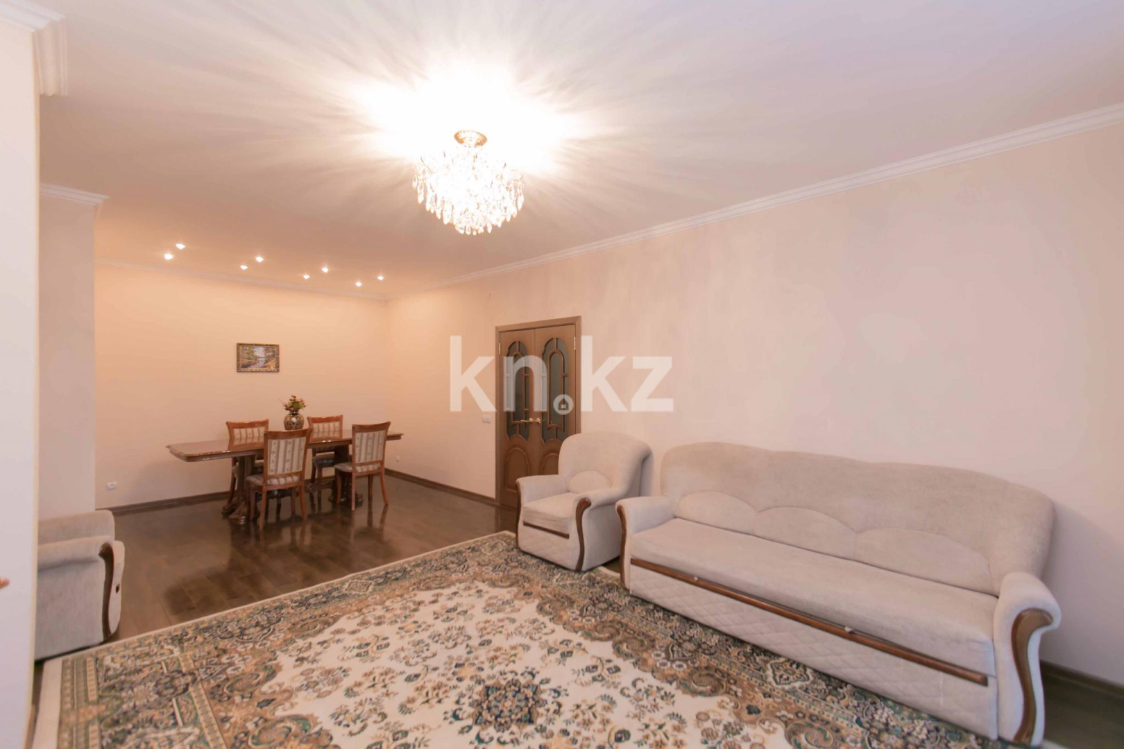 Аренда 2-комнатной квартиры посуточно, 90 м², ул. Сарайшык, дом  34 - ул. Акмешит в Астане - фото 4