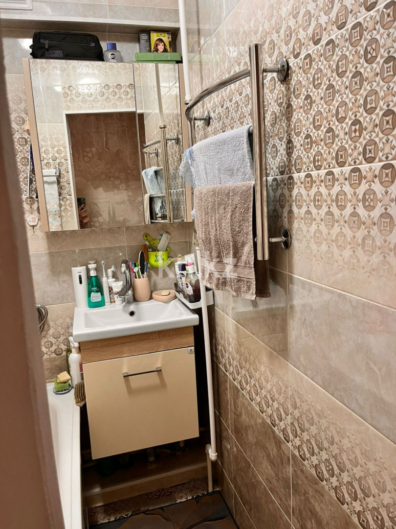 Продажа 3-комнатной квартиры, 63 м², ул. Сатыбалдина, дом  28 в Караганде - фото 13