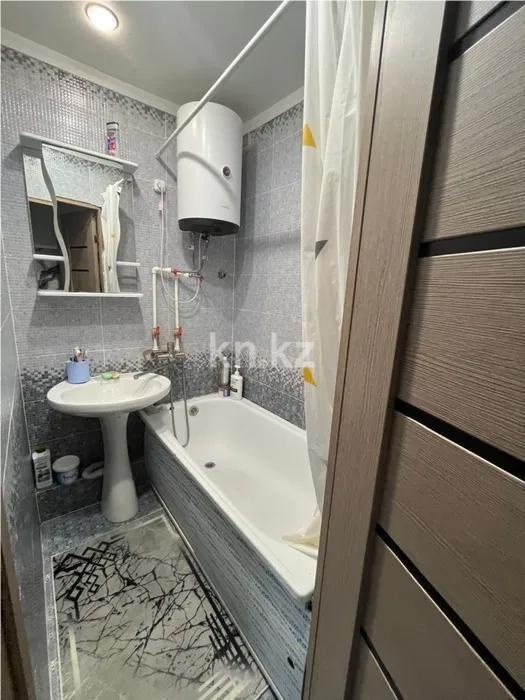 Продажа 4-комнатной квартиры, 71 м² в Караганде - фото 6