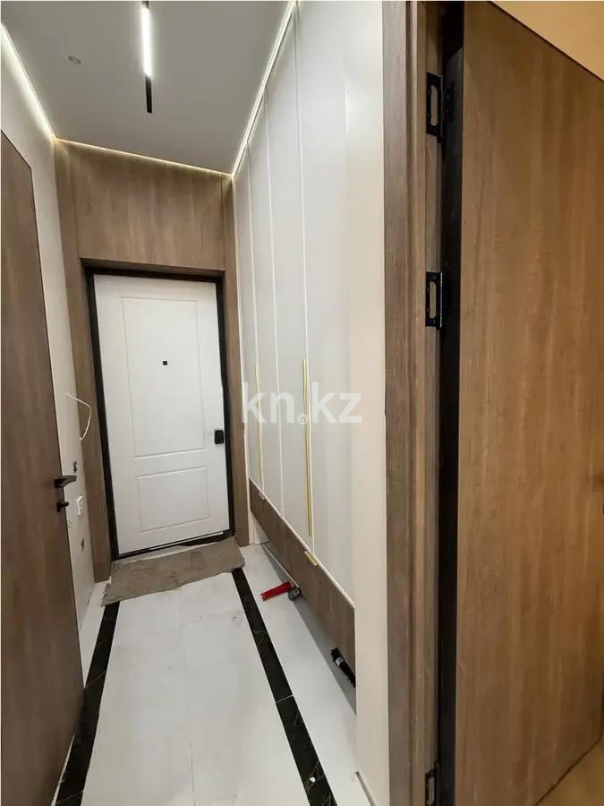 Продажа 2-комнатной квартиры, 43 м², ул. Жандосова, дом  108/1 в Алматы - фото 2