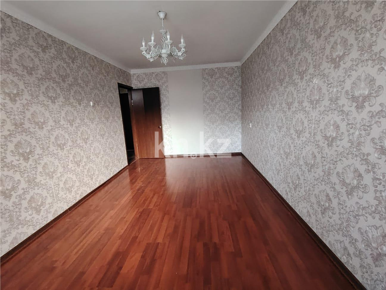 Продажа 3-комнатной квартиры, 61 м², ул. 6-й мик-н, дом  15 в Темиртау - фото 5