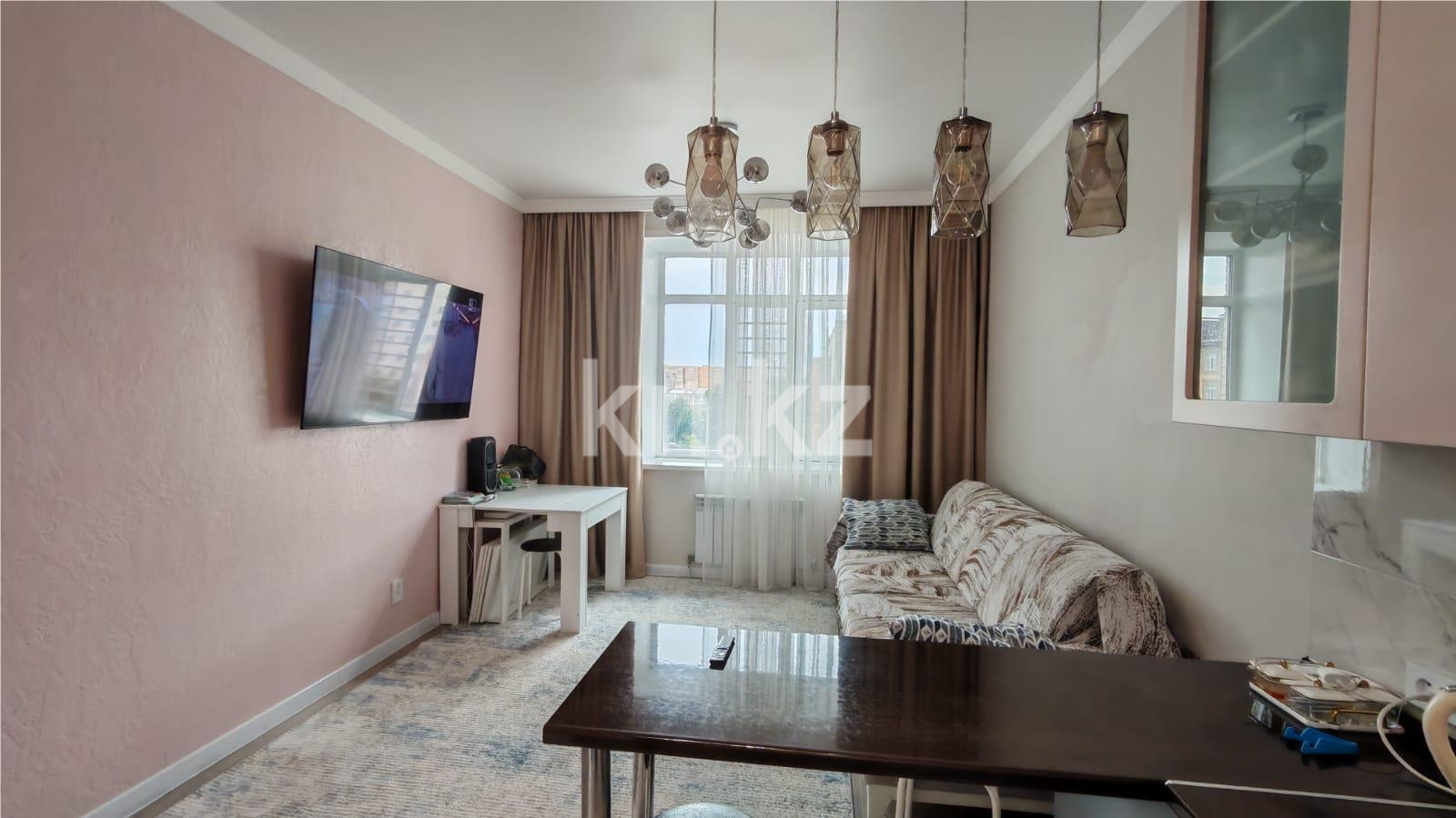 Продажа 3-комнатной квартиры, 59 м², ул. Муканова в Караганде