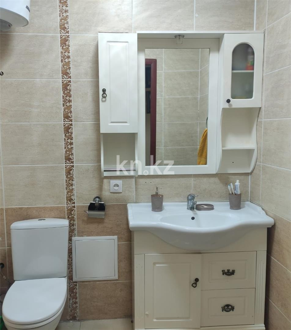 Продажа 4-комнатной квартиры, 147 м², ул. Ерубаева в Караганде - фото 12