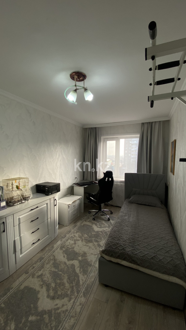 Продажа 4-комнатной квартиры, 76.2 м², ул. Университетская, дом  17/2 в Караганде - фото 3