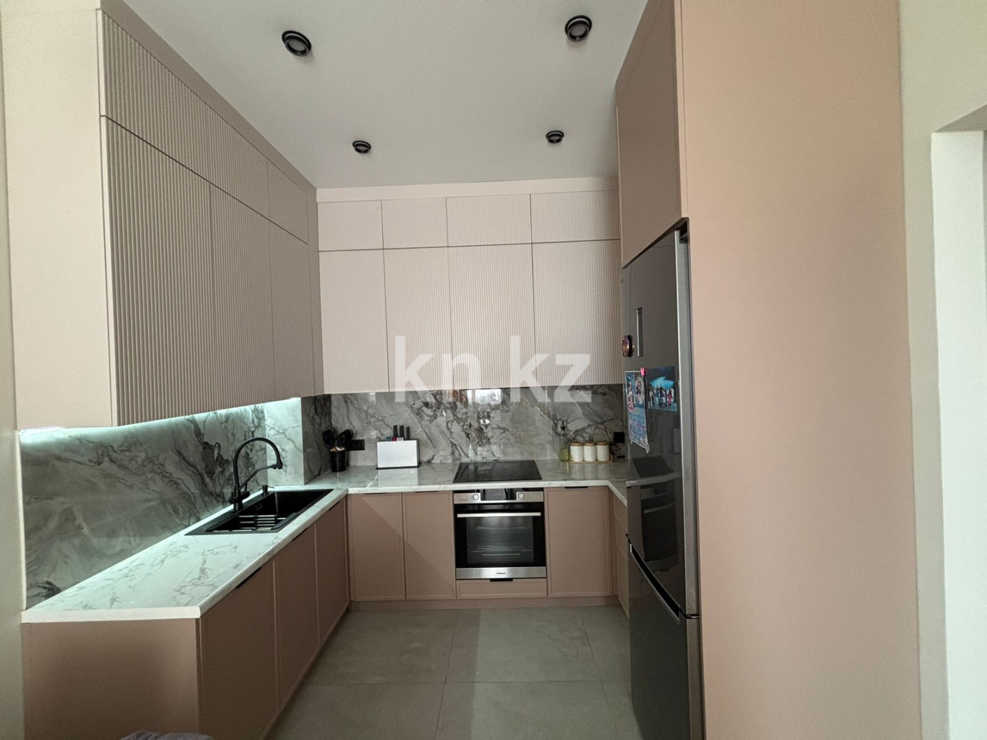 Продажа 3-комнатной квартиры, 65 м², ул. Муканова, дом  47/3 в Караганде - фото 3