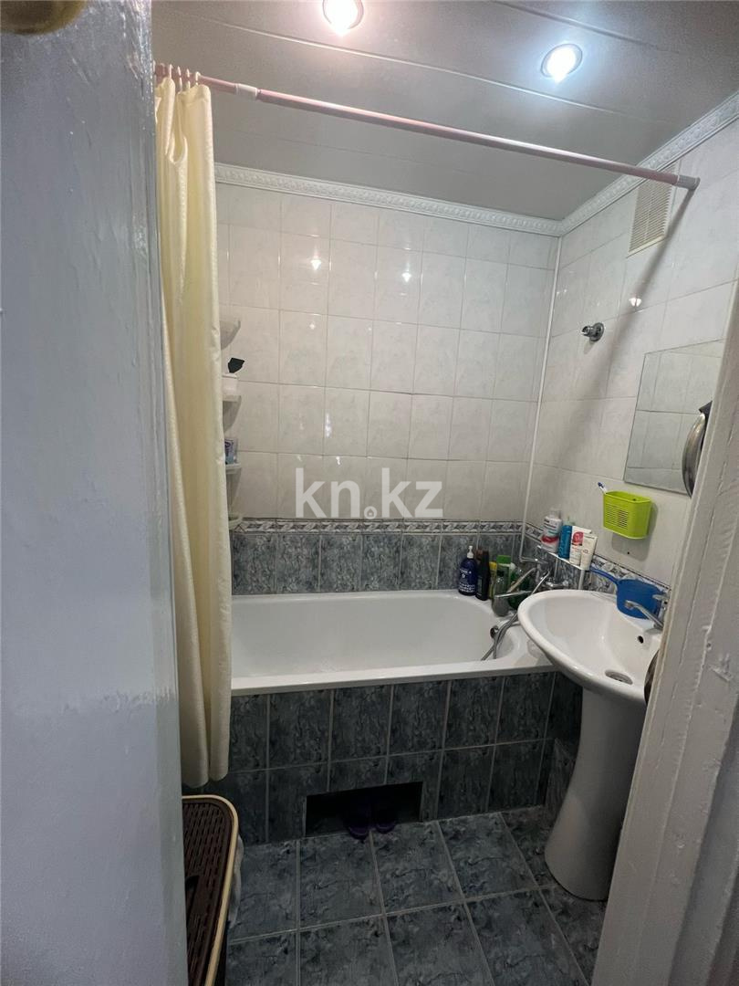 Продажа 4-комнатной квартиры, 77 м², пр. Республики в Караганде - фото 14