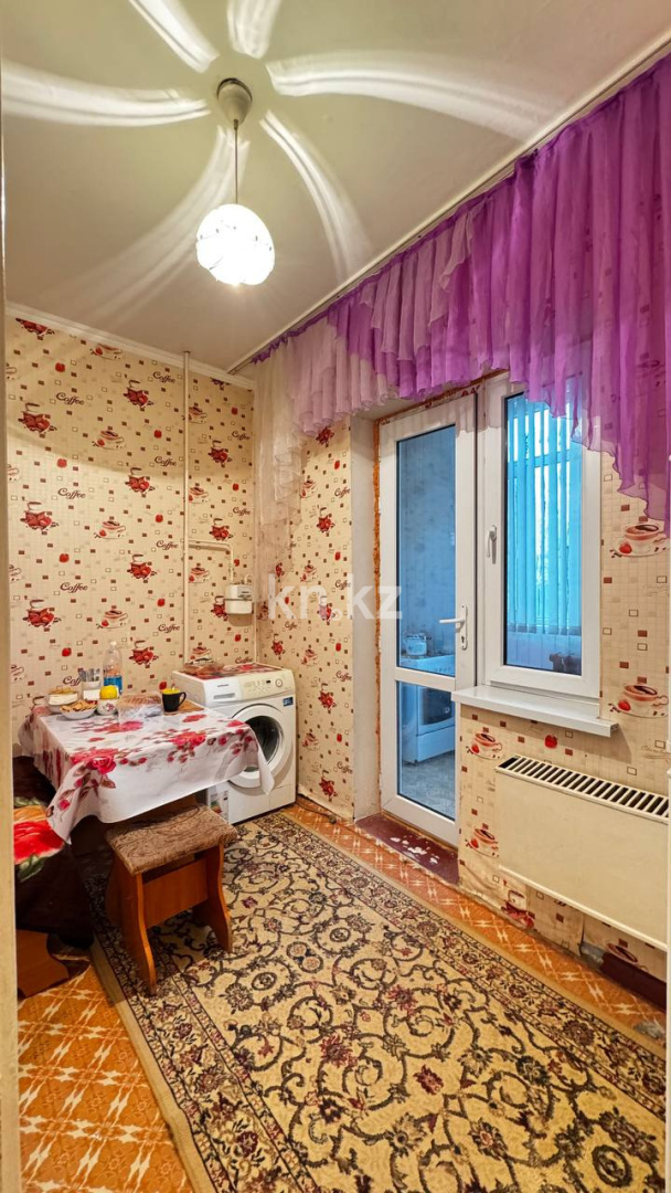 Продажа 1-комнатной квартиры, 38 м², 10 мкр, дом  24 в Таразе - фото 14