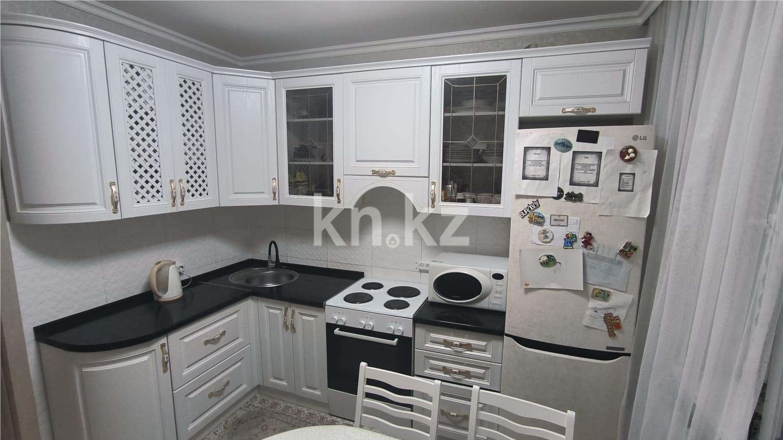 Продажа 3-комнатной квартиры, 64 м², мкр. Гульдер-1 в Караганде - фото 2