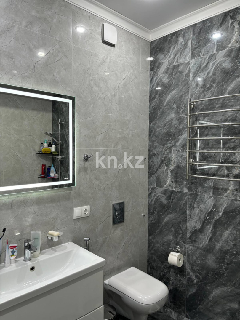 Продажа 2-комнатной квартиры, 74.1 м² в Алматы - фото 17