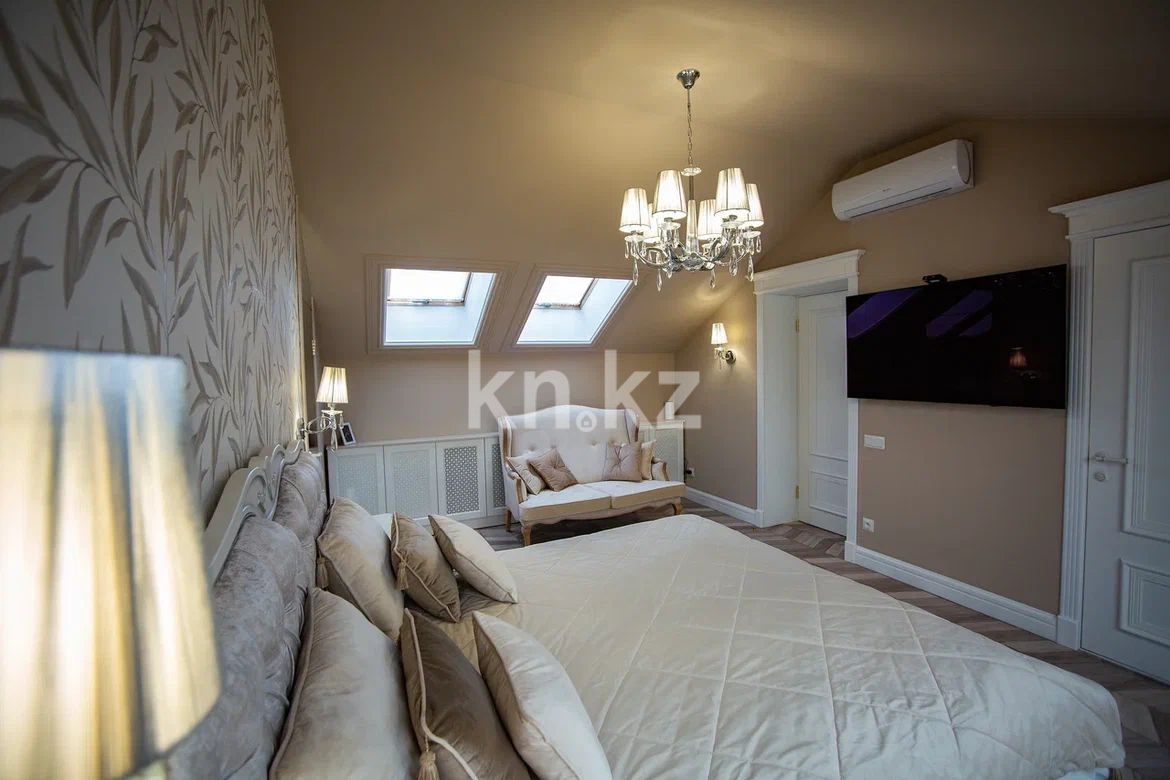 Продажа 5-комнатной квартиры, 154 м², ул. Аманжолова, дом  94/3 в Караганде - фото 15