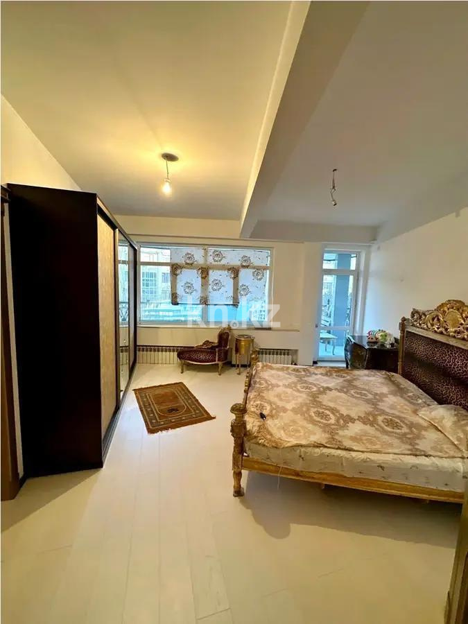 Продажа 3-комнатной квартиры, 140 м², ул. Омаровой, дом  31/1 в Алматы - фото 2