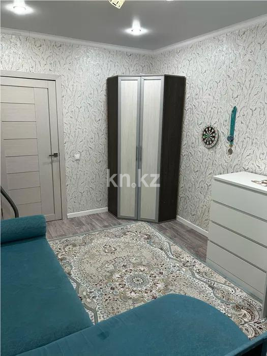 Продажа 3-комнатной квартиры, 65 м², ул. 40-летия Победы, дом  80а в Шахтинске - фото 2