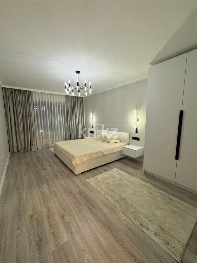 Продажа 2-комнатной квартиры, 74 м², пр. Райымбека, дом  522/1 в Алматы - фото 2