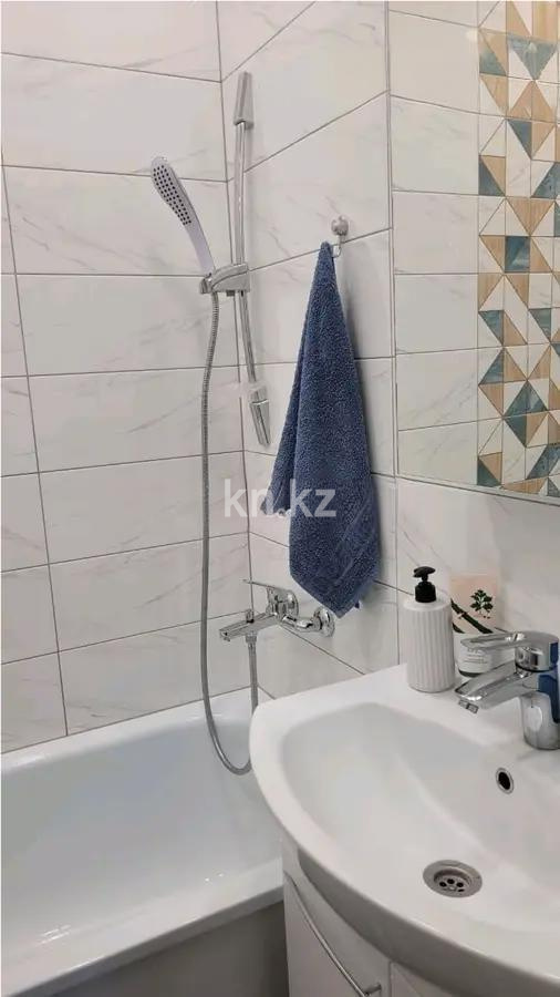 Продажа 3-комнатной квартиры, 64.7 м² в Алматы - фото 3