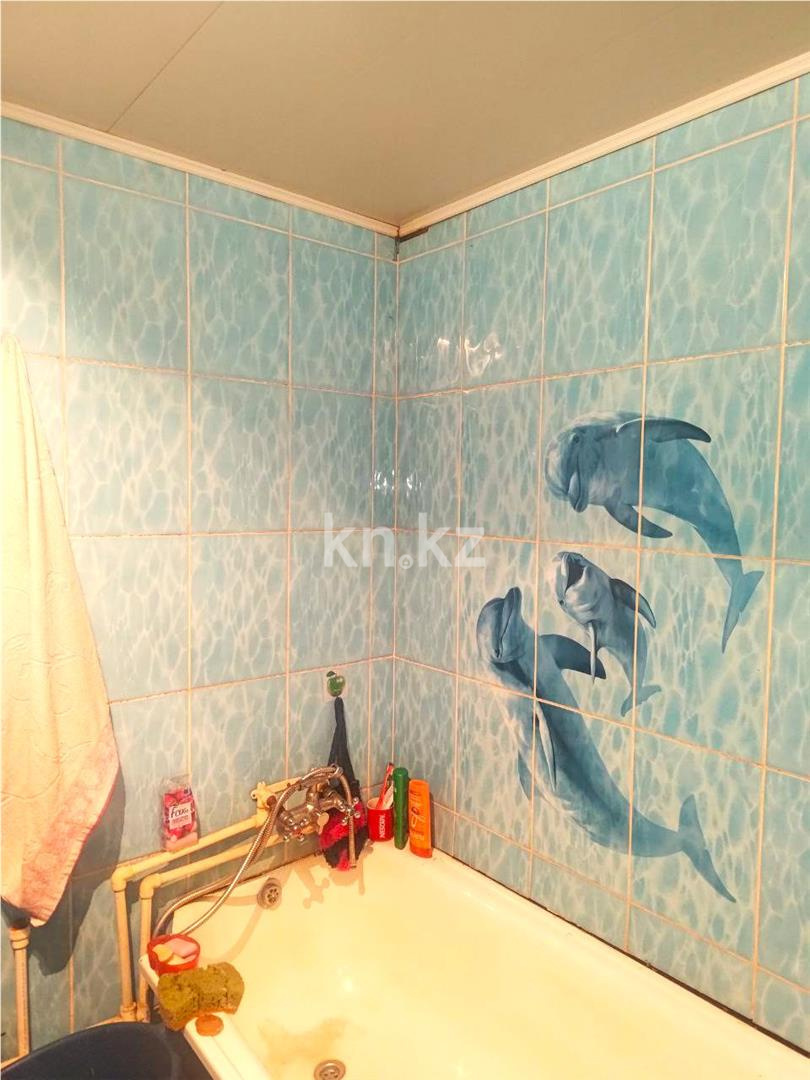 Продажа 2-комнатной квартиры, 43 м², мкр-н 18, дом  18 в Караганде - фото 9