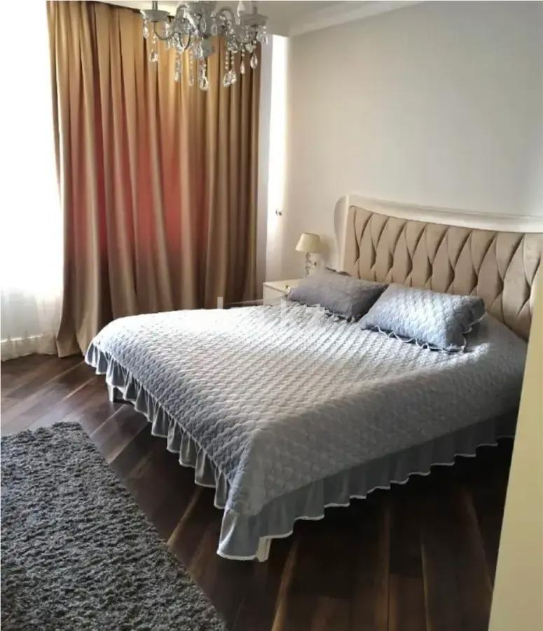 Продажа 3-комнатной квартиры, 150 м², ул. Сатпаева, дом  30/1 в Алматы - фото 2
