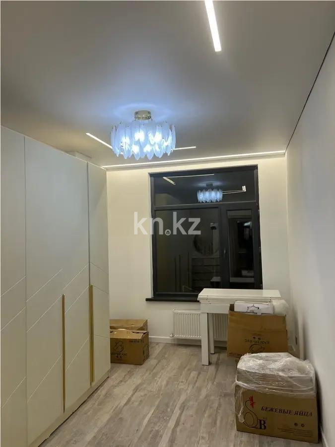 Продажа 3-комнатной квартиры, 81 м², ул. Устирт, дом  2936а/32 в Алматы - фото 2