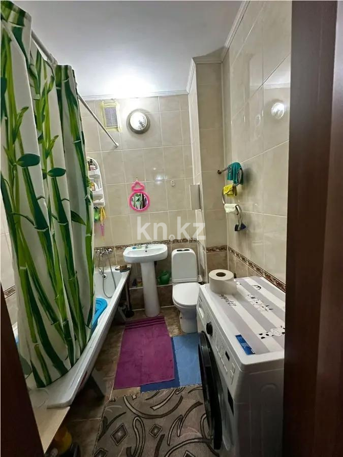 Продажа 1-комнатной квартиры, 43 м², ул. Отырар, дом  18 в Астане - фото 3