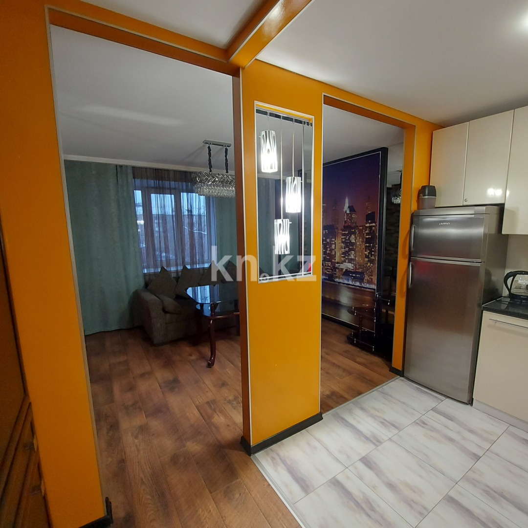 Аренда 2-комнатной квартиры, 48 м², Бухар Жырау, дом  56/2 в Караганде - фото 2