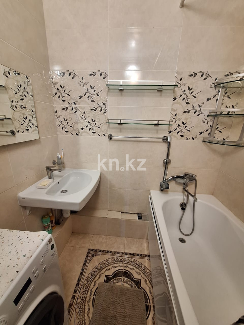 Продажа 1-комнатной квартиры, 41 м² в Караганде - фото 12