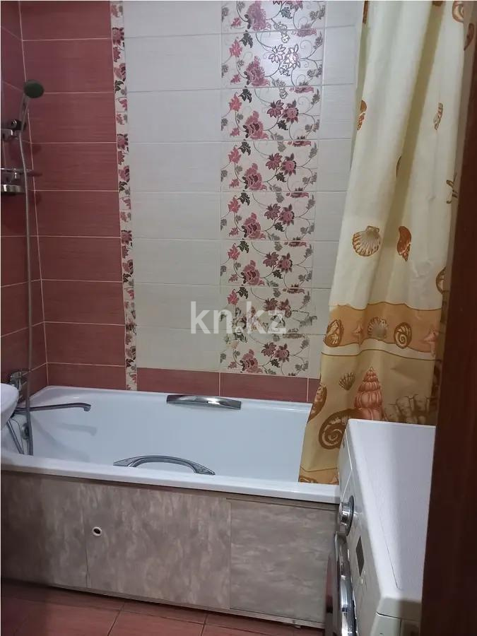 Продажа 3-комнатной квартиры, 70 м², мкр-н Аксай-2, дом  27 в Алматы - фото 5