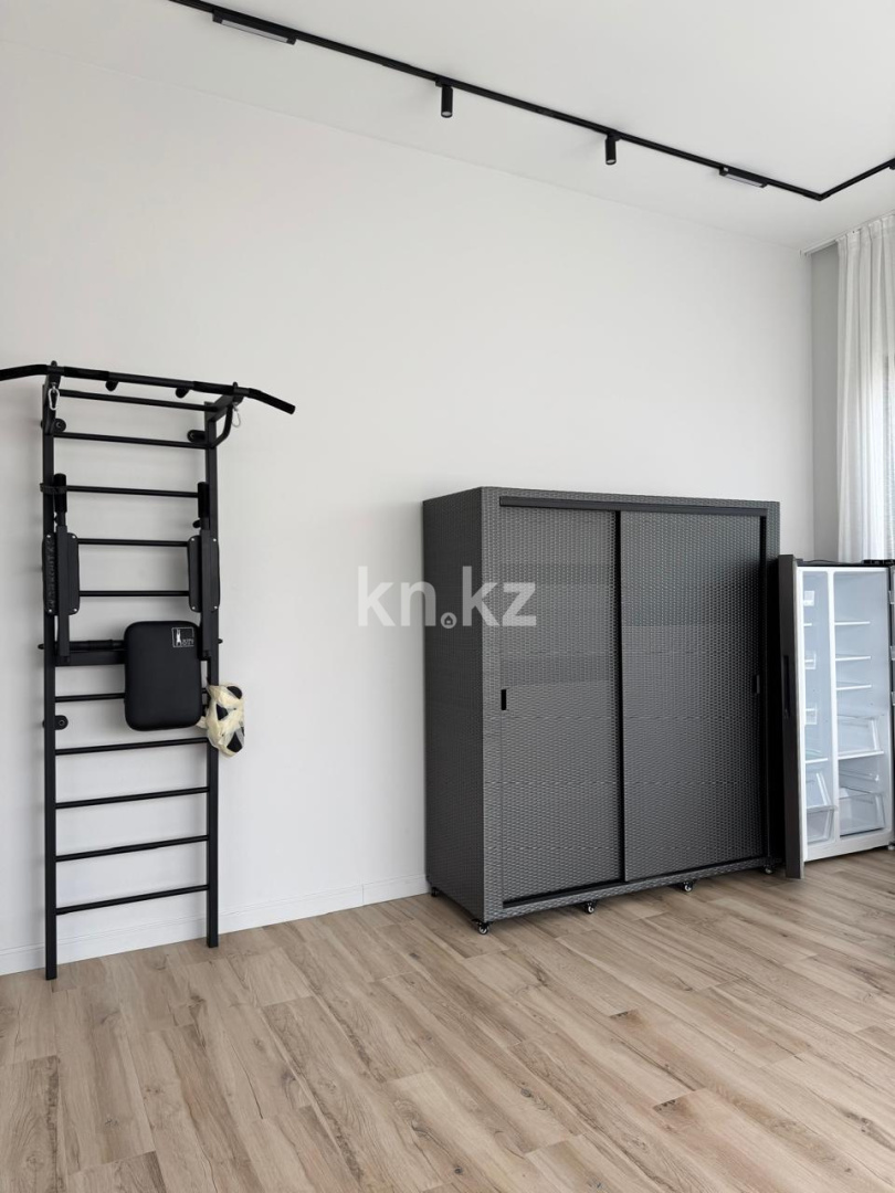 Продажа 4-комнатной квартиры, 230 м² в Алматы - фото 23