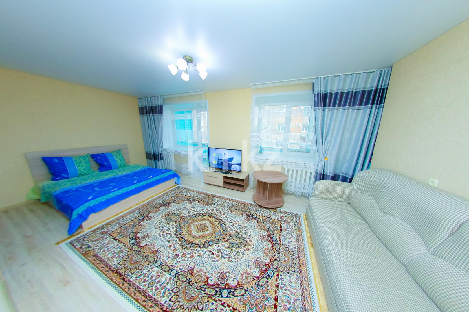 Аренда 1-комнатной квартиры посуточно, 40 м², ул. Набережная Славского, дом  14 в Усть-Каменогорске