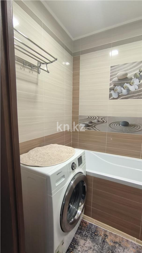 Продажа 4-комнатной квартиры, 76 м², мкр-н Гульдер-1 в Караганде - фото 14